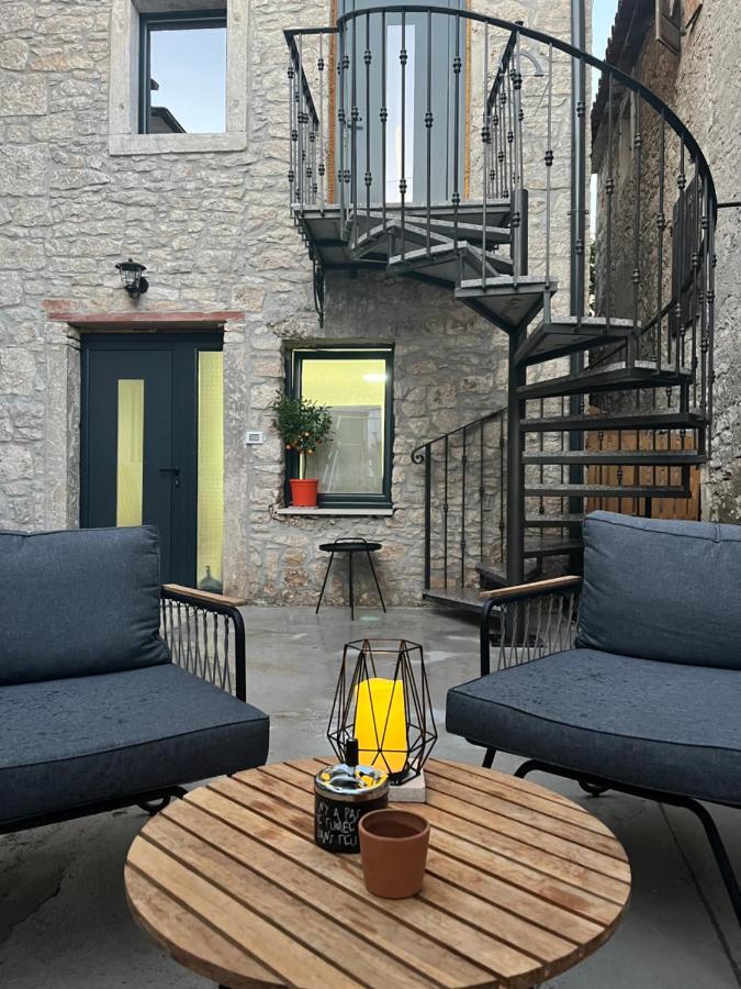 Ferienwohnung Stone House Medulin Exterior foto